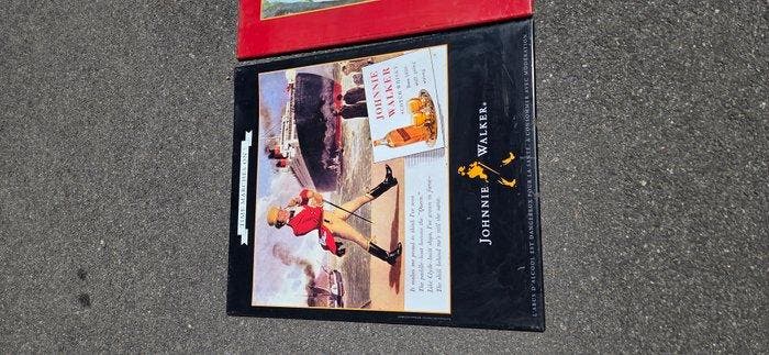 2 flessen Johnnie Walker - Reclamebord (2) - Staal, Antiek en Kunst, Antiek | Wandborden en Tegels