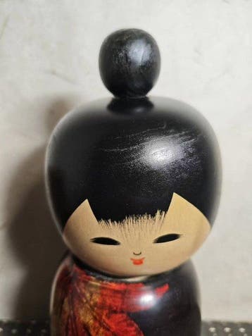 Beeld, Hand-painted Red Leaf Wood Mustard Seed Doll - 20 cm