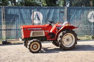 Veiling: Minitractor Yanmar YM1720D Diesel 17pk, Articles professionnels, Agriculture | Tracteurs, Ophalen
