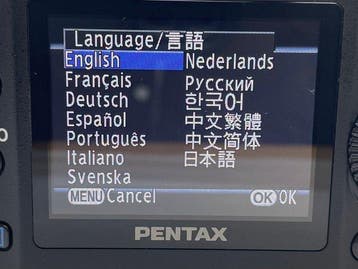 Pentax K10D CCD Sensor + smc Pentax-FA 3.5-5.6/28-80mm + smc, Nieuw