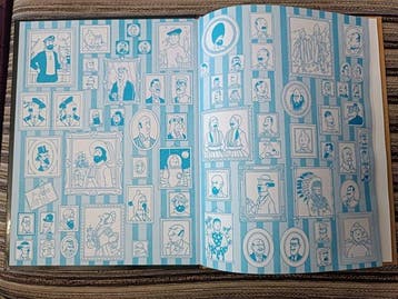 Tintin T15 - Tintin au pays de lOr noir - Édition en farsi, Livres
