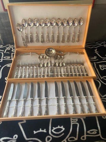 Ménagère pour 12 personnes (51) - Plaqué(e) argent