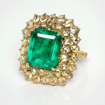 Zonder minimumprijs - Ring - 18 karaat IGI 9,86 ct Zambia