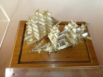 Modelschip (2) - Model ship - Twee zeilende scheepsmodellen