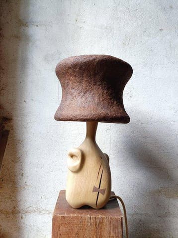 Renat Shuteev - Lampe de table - Papier-mâché, Chêne, Noyer