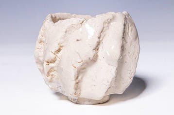 Ichikawa Toru - Beker - Keramiek - Gebroken wit glazuur
