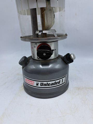Lamp - Pomplamp - Metaal, Glas - Coleman 282-700, Antiquités & Art