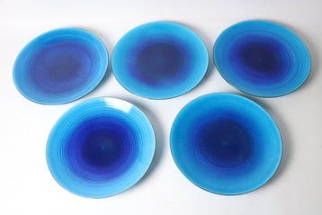 Set van vijf keramische borden met Heki-yu glazuur – Kimura