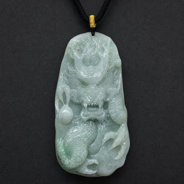Jadeite certifiée NGTC Pendentif - 75 mm × 40 mm- 60.49 g