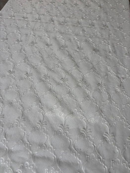 Kostbaar gordijnstof ORGANZA, geborduurd en met rand aan de, Antiquités & Art, Tapis & Textile