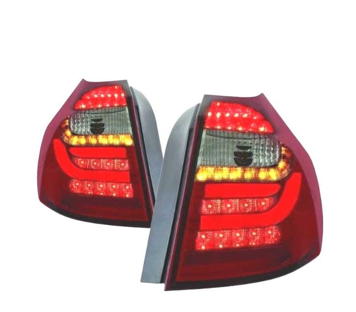 FEUX ARRIÈRE BMW E87 04-07 LED ROUGE CHROMÉ, Autos : Pièces & Accessoires, Éclairage, Envoi