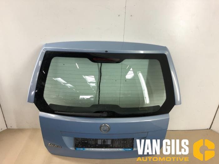 Achterklep Fiat Idea O224731, Autos : Pièces & Accessoires, Carrosserie & Tôlerie