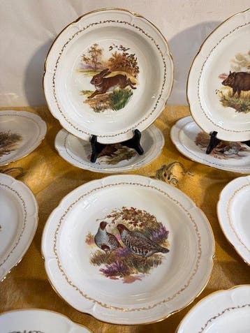 Véritable Porcelaine – Royal Email CG – Pâte Fine” -