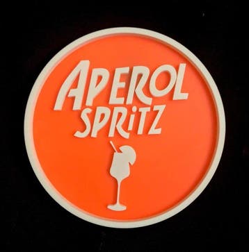 Aperol - Lichtbord - APEROL SPRITZ. Een disco-barfeest,