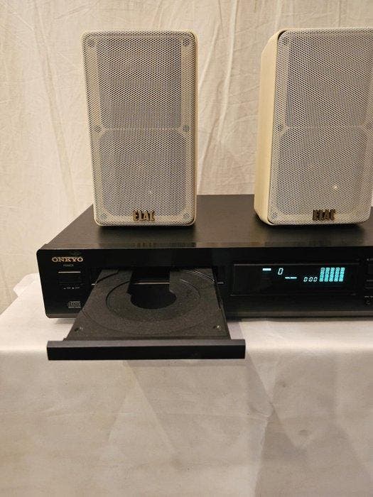Elac, Onkyo - M Sat 40 + DX-7111 Ensemble hi-fi, TV, Hi-fi & Vidéo, Radios