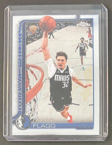 2020-2025 Panini Mosaic, Monopoly, Topps Chrome - Victor, Nieuw
