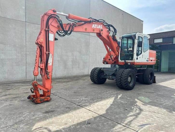 Veiling: Wielgraafmachine Atlas 1404M Diesel 2002, Articles professionnels, Machines & Construction | Grues & Excavatrices, Enlèvement