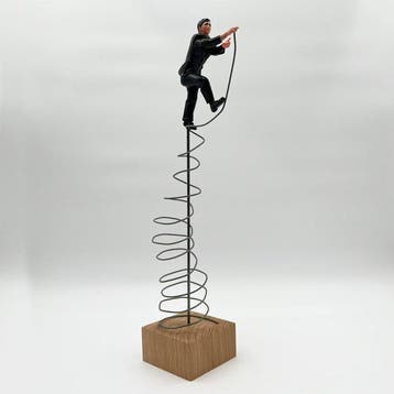 Coco de Paris - The Spiral of Success
