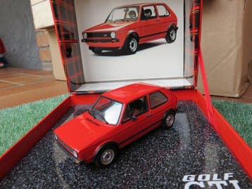 Norev 1:43 - Model sportwagen (3) - Coffret Golf GTI 40 ème