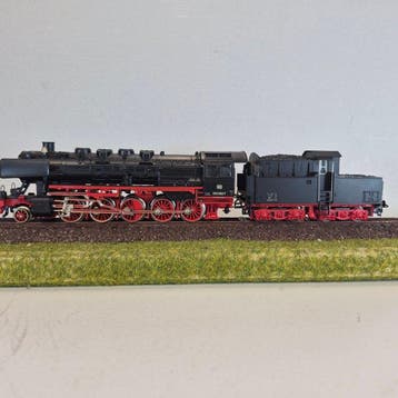 Märklin H0 - 3084 - Locomotive à vapeur avec tender (1) - BR, Nieuw