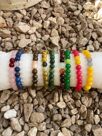 Agaat,Roze kwarts ,lapis lazuli, Zoïsite, tijgeroog, gele