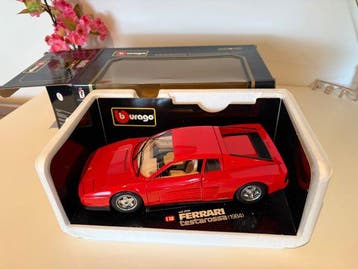 Bburago 1:18 - Modelauto - Ferrari testarossa