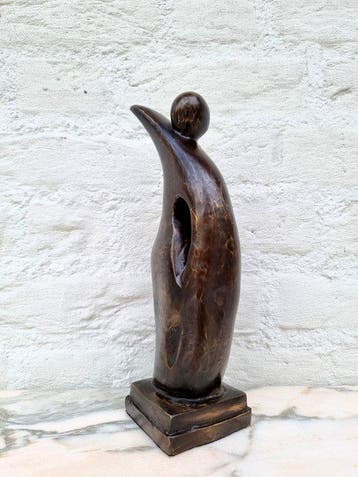 Beeldje - Parental love - Brons