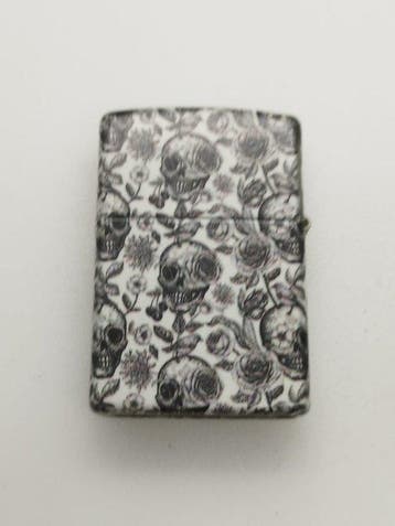 Zippo - Zippo Skeleton Design Glow-In-The-Dark (ref. 49458), Nieuw