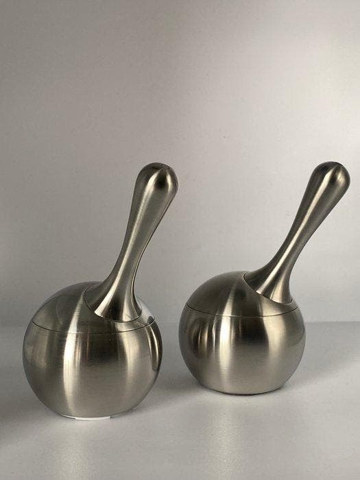 Georg Jensen - Philip Bro Ludvigsen - Peper- en zoutstel (2), Antiek en Kunst, Antiek | Meubels | Stoelen en Sofa's