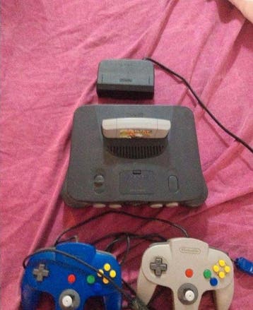 Nintendo - N64 - Nintendo 64 avec manettes et cartouche -, Consoles de jeu & Jeux vidéo