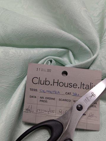 Demetra by Club House Italia – tessuto d’arredo jacquard, Antiek en Kunst, Antiek | Tapijten, Tafelkleden en Textiel