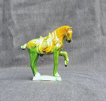 sculptuur, Horse Figurine - 12 cm - Keramiek, Glazuur