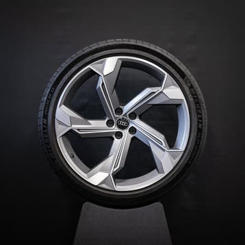 Audi SQ8 Etron 22 Inch Zomerbanden 285/35/22 Origineel, Auto-onderdelen, Banden en Velgen, Gebruikt, 285 mm, Banden en Velgen