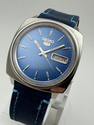 Seiko - Deep Blue Sunburst Dial – Vintage 1970s - Zonder