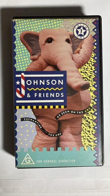 JOHNSON & FRIENDS VOLUME 1 (VHS), Gebruikt