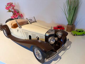 Pocher 1:8 - Modelauto - Mercedes 540k „The true Roadster“, Nieuw