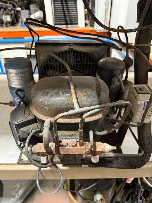 Koelmotor, Lunite, AEZ4425Y, R134A, Electroménager, Réfrigérateurs & Frigos