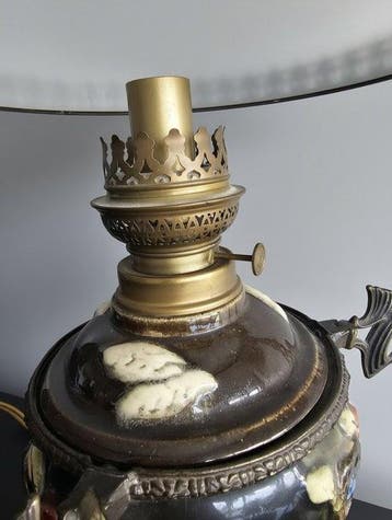 Lampe à pétrole - Opaline - Lampe de table en majolique