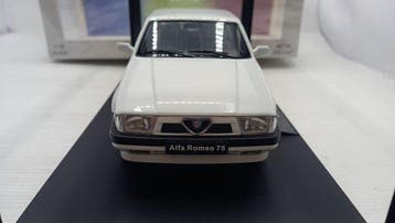 Triple 9 1:18 - Modelauto - Alfa Romeo 75 1988 - (cod.Y16)