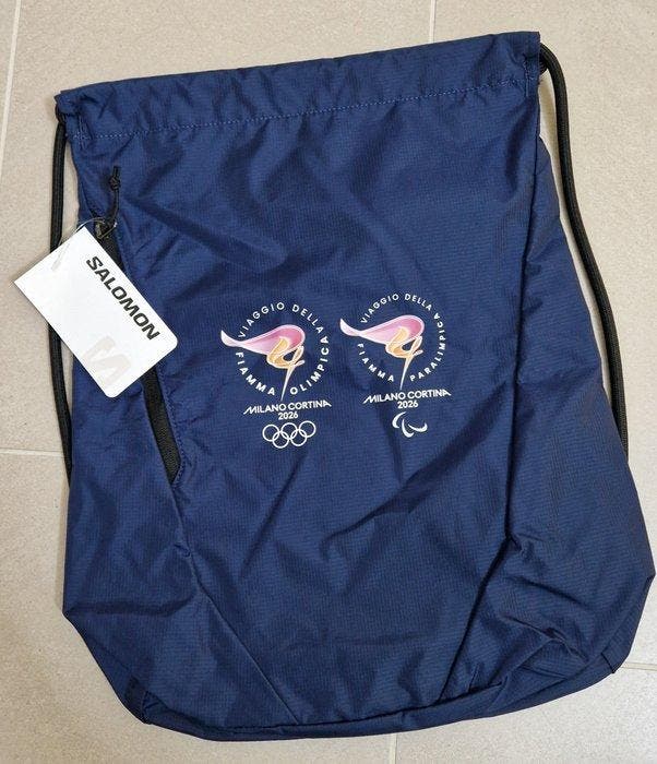 Tuta ufficiale da tedoforo - Olimpiadi Invernali, Collections, Collections Autre