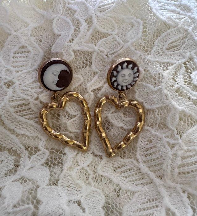 Acier - Boucles doreilles, Antiek en Kunst, Curiosa en Brocante