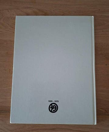 Tintin - Le Musée Imaginaire de Tintin + cello 22Bis - 1, Livres