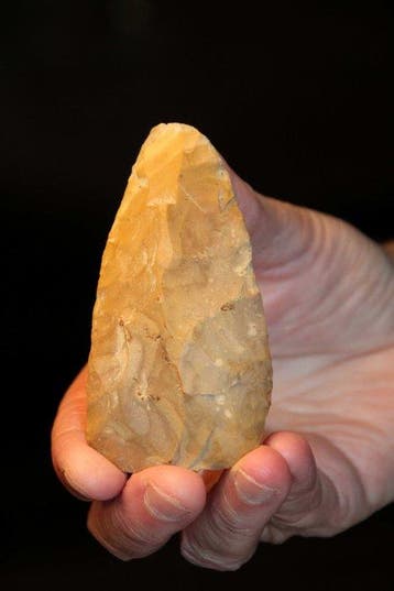 Néolithique Silex Hâche taillée - 96 mm (Sans prix de