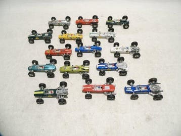 Penny 1:64 - Modelauto (15) - Penny F1 modellen (Ferrari,, Nieuw