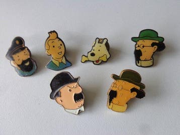 Tintin Set van 11 stuks: speldjes, badges en sleutelhangers., Nieuw