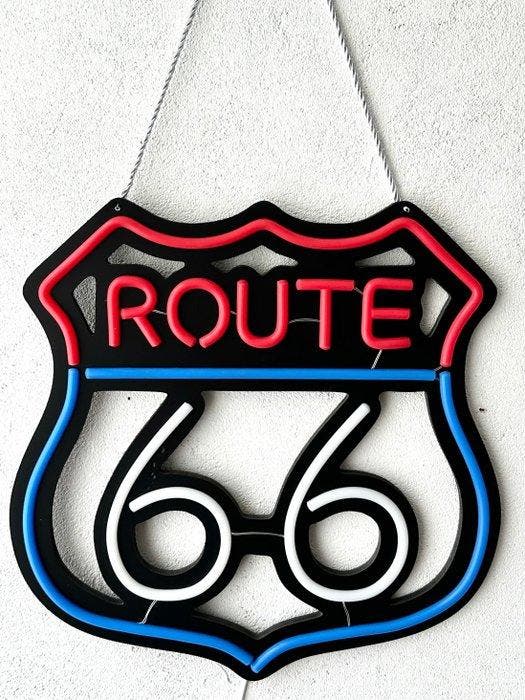 No reserve-Grote Route 66 neon led met drukknop,ophangkoord, Antiquités & Art, Art | Objets design