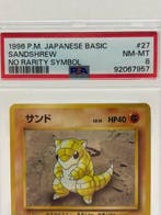 Pokémon - 1 Graded card - Sandshrew 1996 Base Set 27 First, Nieuw