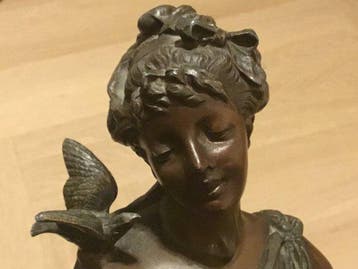 Beeld, Vrouw met luit - 46 cm - Zinklegering, Hars