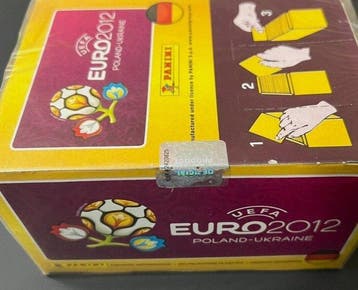 Panini Euro 2012 - 100 packs German edition - Cristiano, Verzamelen, Nieuw
