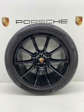 Porsche Macan ORIGINELE 20Sportdesign Uni zwart winterset, Autos : Pièces & Accessoires, Ophalen, Banden en Velgen